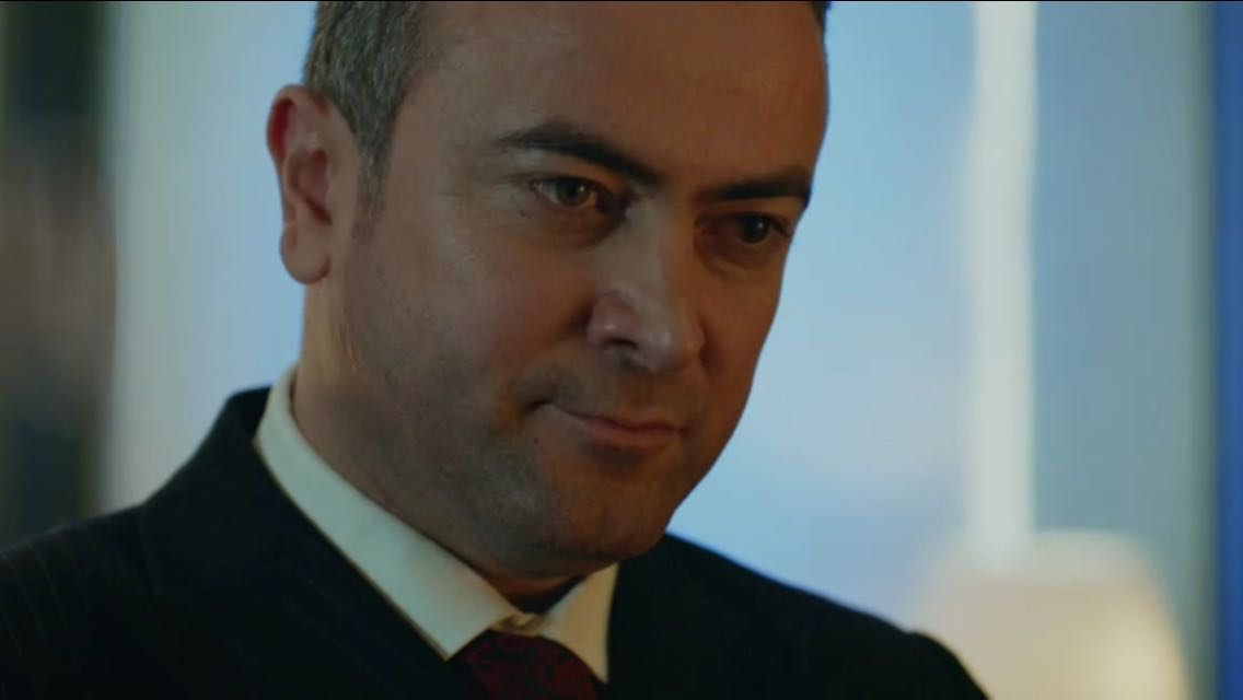 Babam ve Ailesi Dizisinde Oyuncu Elvan Bükülmez'in rol aldığı sahne...